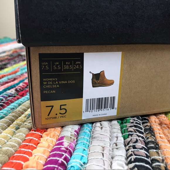 Teva De La Vina Chelsea Pecan Ankle Boot - Picture 7 of 8